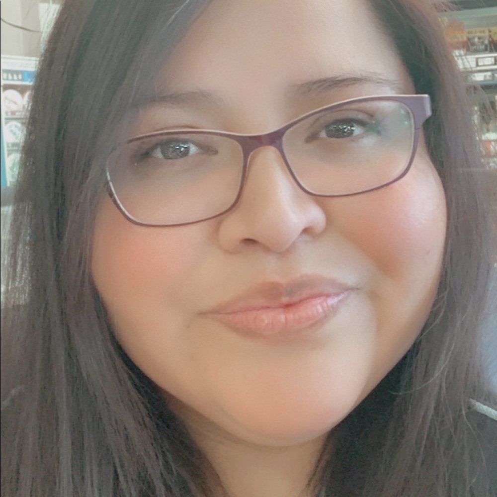 Meet your Posher, Lucia